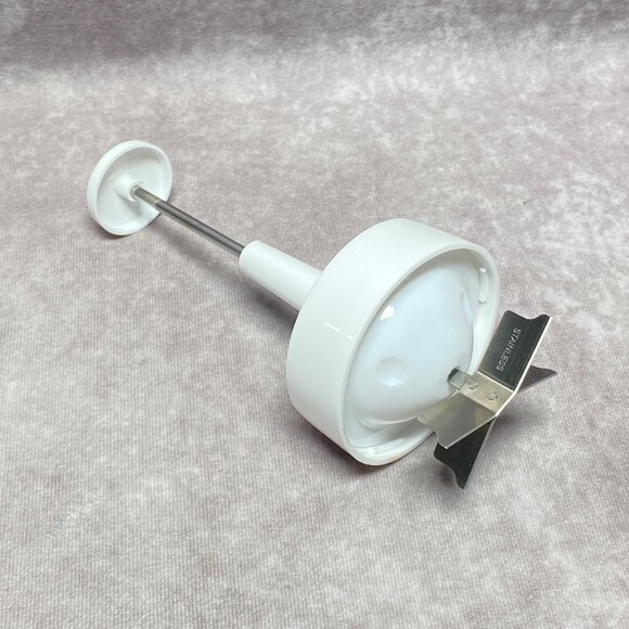 Arrow Essentials Glass Food Chopper With Stainless Steel Blades - Picture 6 of 13